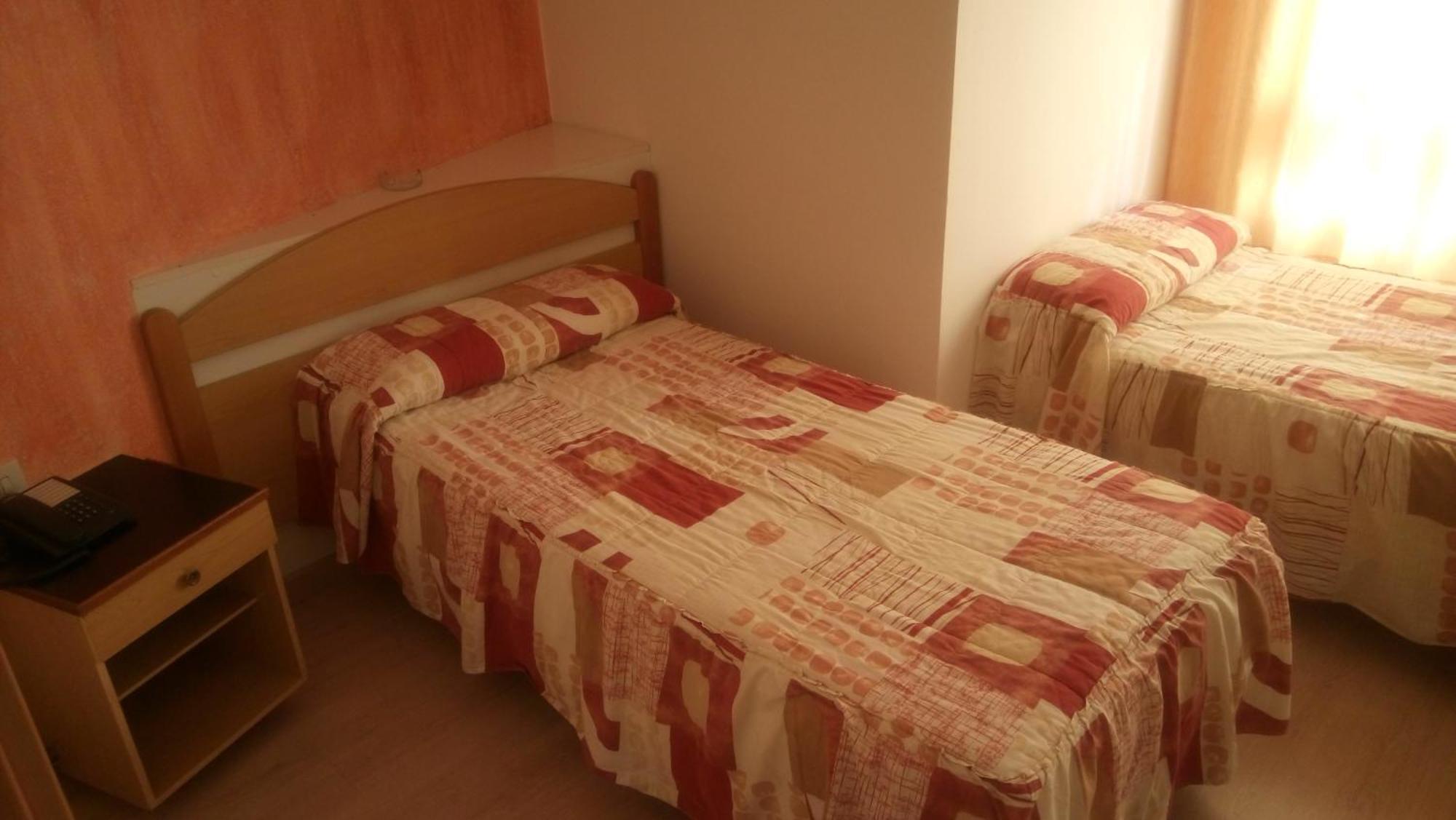 Hotel Vilobi Vilovi de Onar Room photo